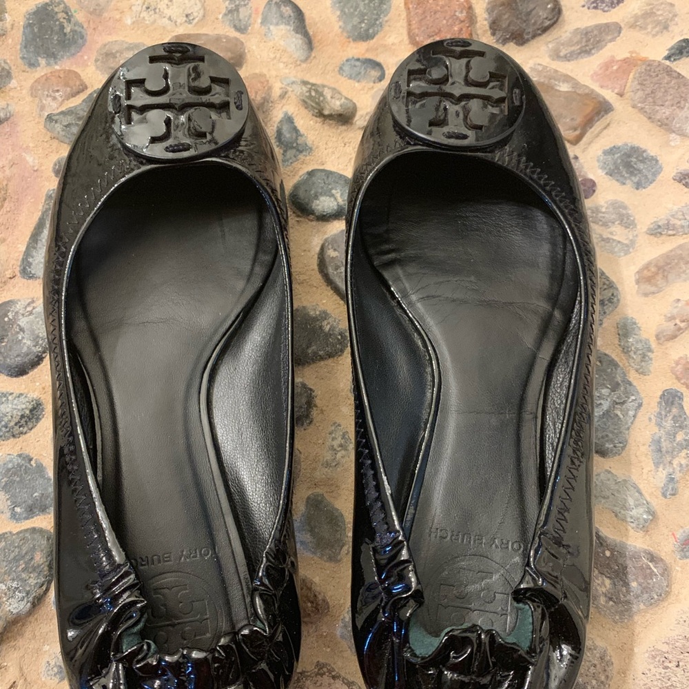 Tory Burch Black shiny flats